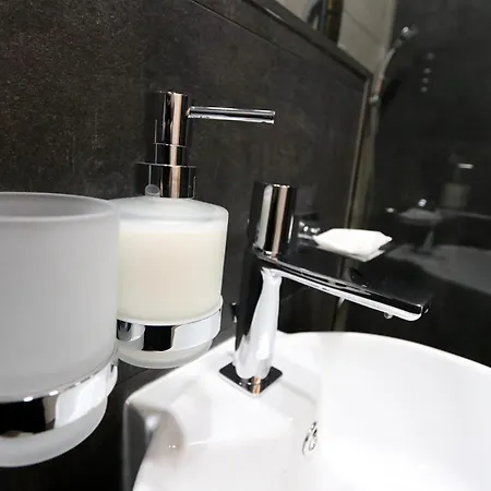 Ah Skynight Puskinova Apartman